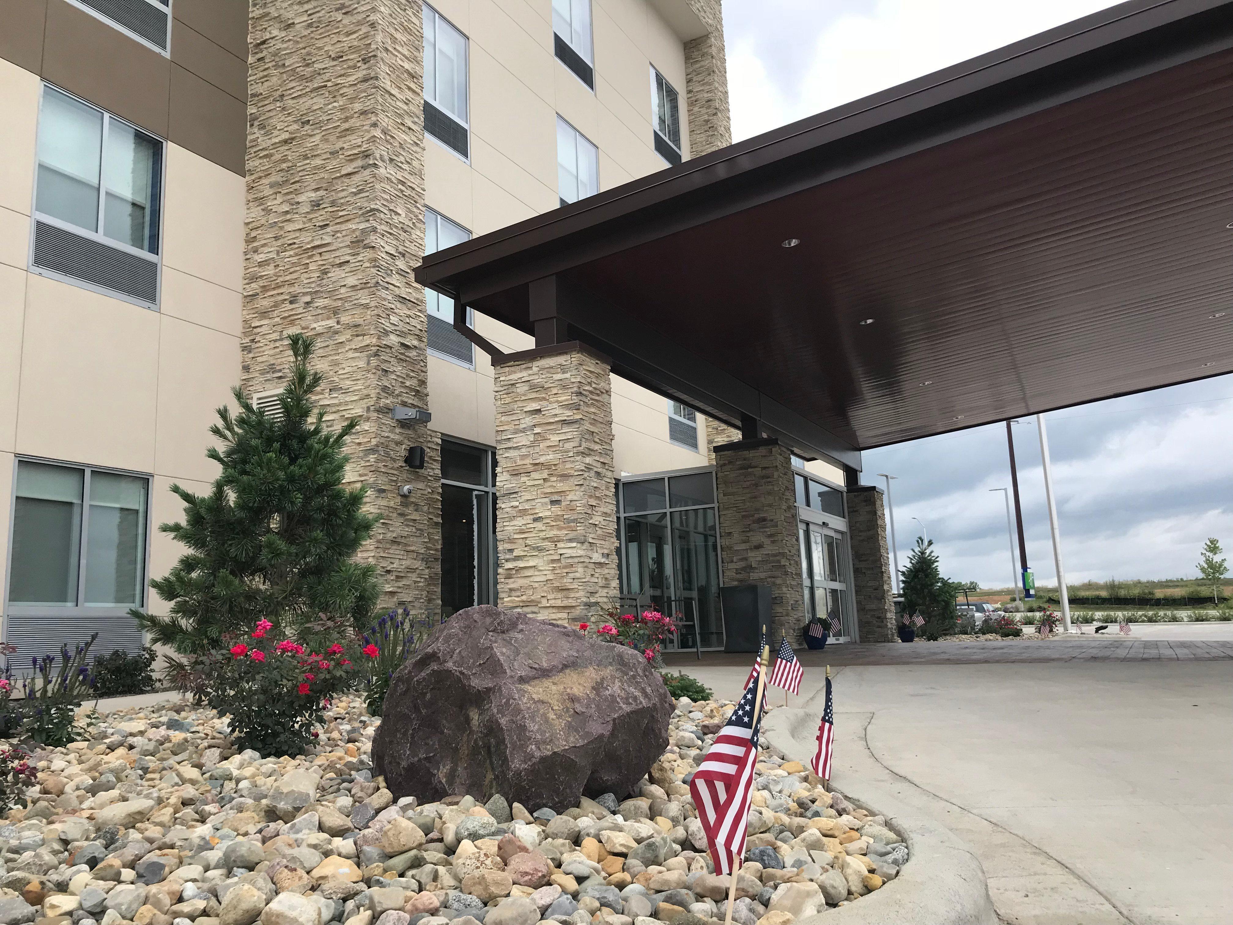 Holiday Inn Express & Suites - Hannibal - Medical Center Extérieur photo